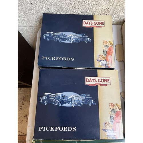 570 - Collection of diecast vehicles in original boxes