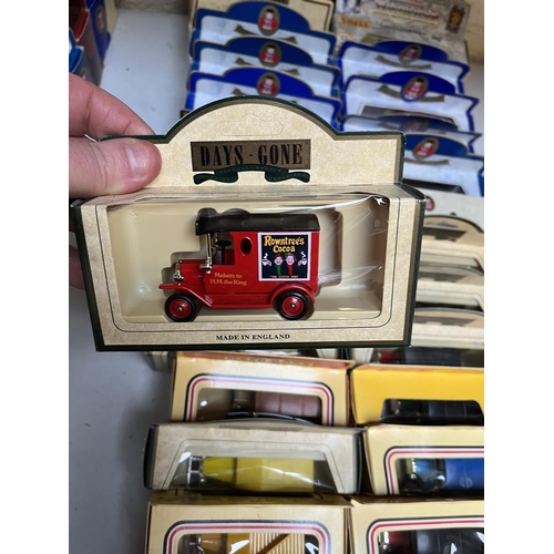 575 - Collection of diecast vehicles in original boxes