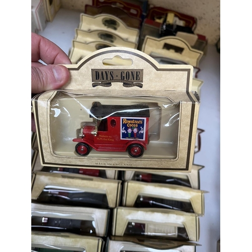 577 - Collection of diecast vehicles in original boxes