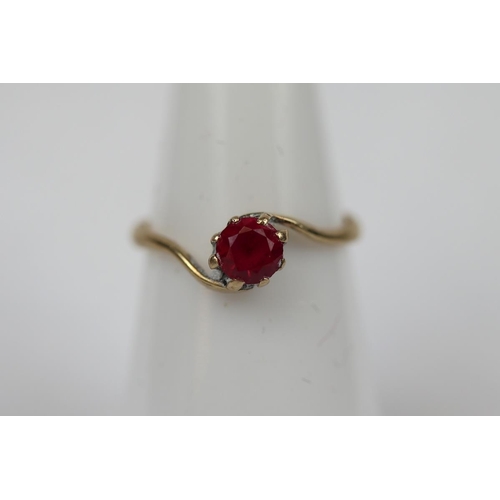 96 - 9ct gold ruby set ring