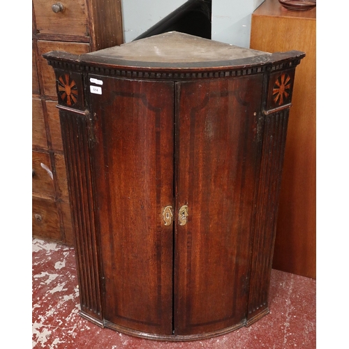 514 - Georgian corner cabinet