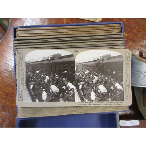 285 - Stereoscope together with a boxed volume full set of WW1 slides