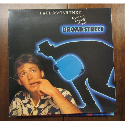 389 - Collection of Paul McCartney vinyl LPs