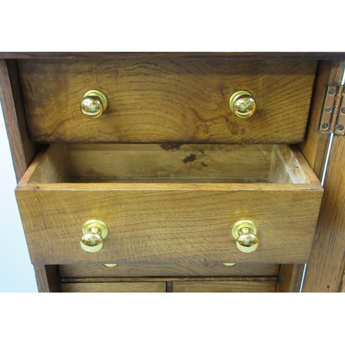 498 - Small 6 drawer collectors cabinet