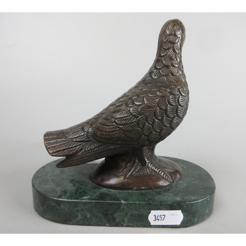 579 - Bronze figure of Dove on marble base - H: 17cm