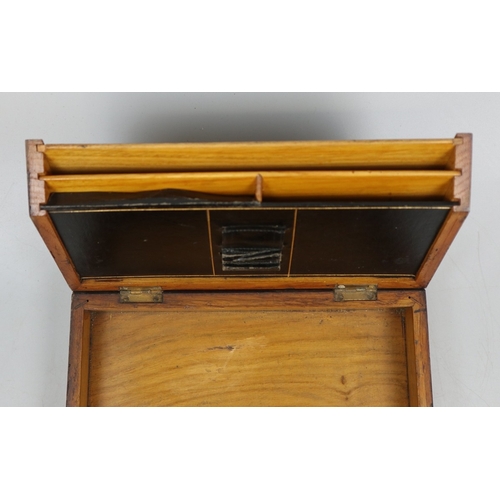 245 - Victorian writing box with its lock and key