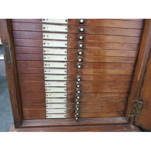 309 - Collectors cabinet