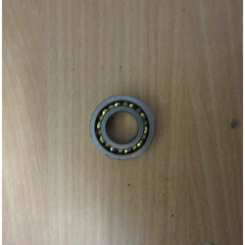 416 - Large collection of engineering bearings