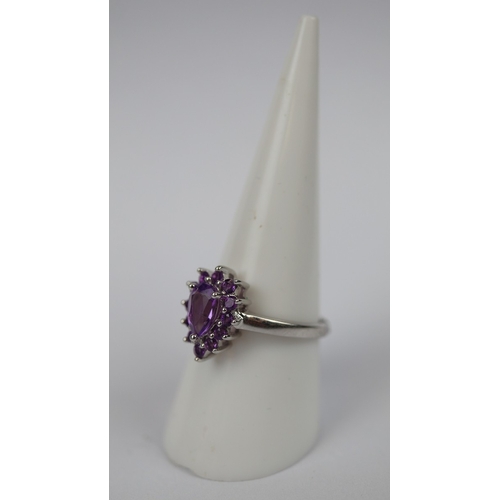 48 - Silver amethyst set ring - Ring size: P