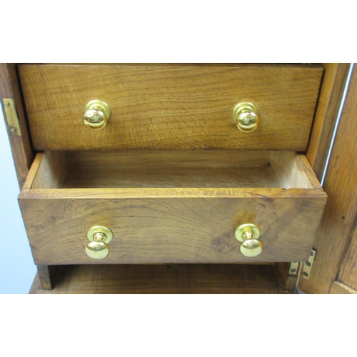 498 - Small 6 drawer collectors cabinet