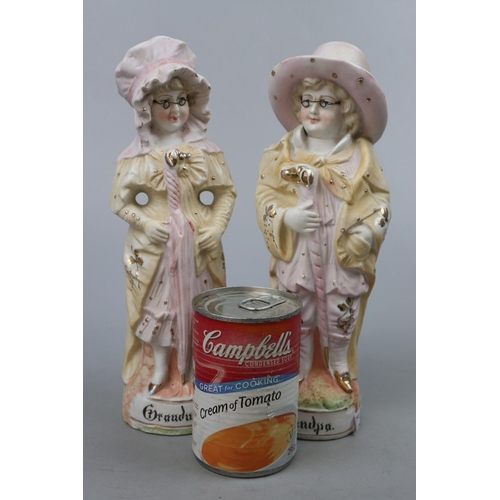 501 - 2 German figurines - Grandma & Grandpa