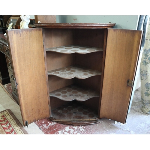 505 - Georgian corner cupboard