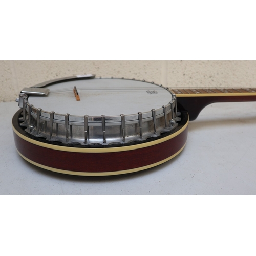 553 - Banjo by Fender