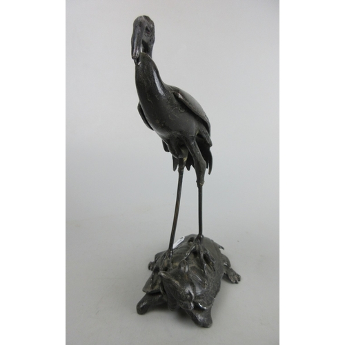 582 - Bronze figure of Crane riding tortoise - H: 19cm