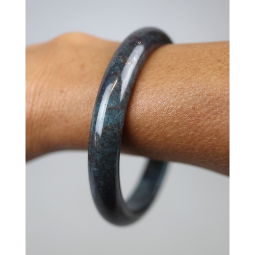 118 - Bi-colour sapphire bracelet with COA