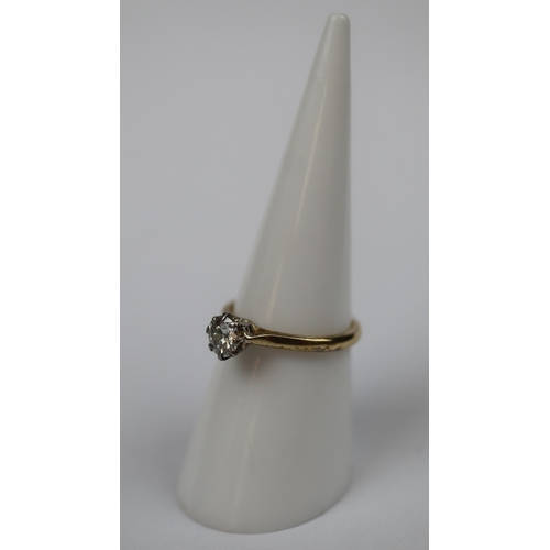 71 - 18ct gold and .5 carat diamond set ring - Size M - Approx 2.4g