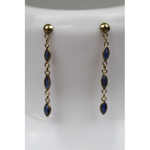 74 - 9ct gold matching drop earrings and pendant on chain set - Approx 1.8g