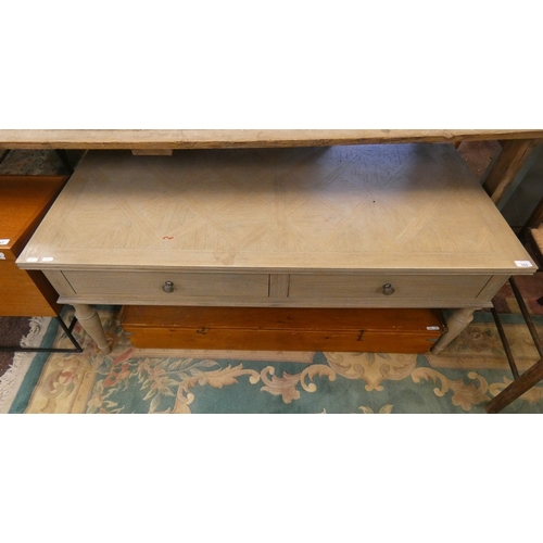 302 - Coffee table with 2 integrated drawers by Hudson - Approx W: 130cm D: 65cm H: 49cm