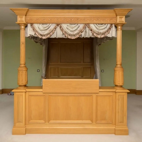 498 - Fine 4 poster bed by Clive Christian complete with divan and Tempur mattress - Originally cost £37,0...