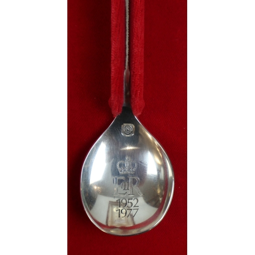 7 - Hallmarked silver commemorative spoon in original box - The Silver Jubilee of HRH Queen Elizabeth II... 