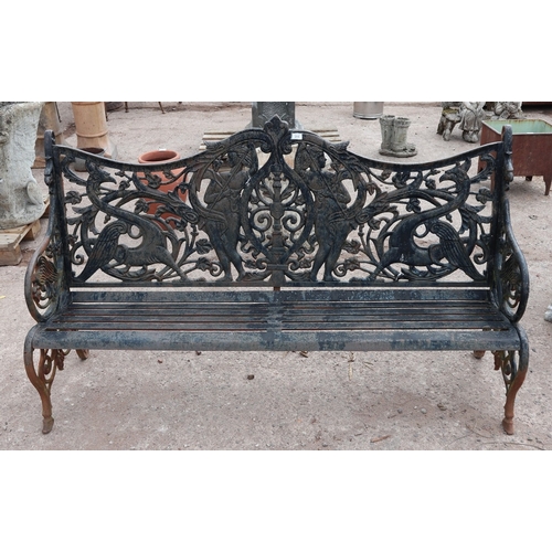 215 - Very heavy vintage cast iron garden bench - 1800mm long(Lots 150 to 297 are off site in Wolverhampto...