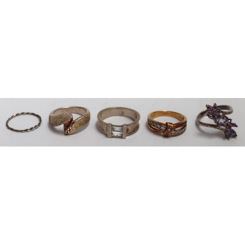 28 - 10 silver rings
