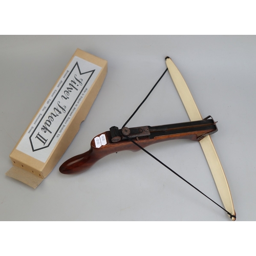 170 - Pistol crossbow together with bolts - decommissioned