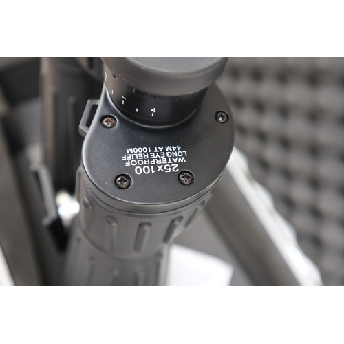 299 - Very large Helios Binoculars 25x100 Waterproof Long Eye Relief 44m at 1000m in flight case