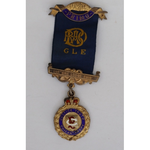 39 - WW1 British Army medal pair- War medal and Defence medal to Sapper J.S.Mahoney- Royal Engineers, plu... 