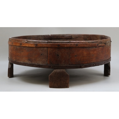 Chakki table