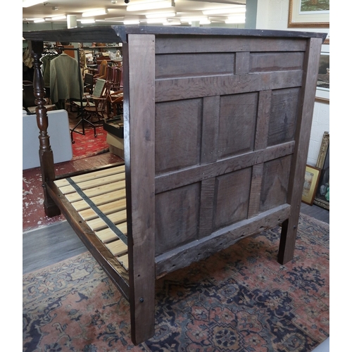 278 - Sympathetically restored 17th century carved oak four-poster bed - Approx L: 207cm W: 167cm H: 188cm