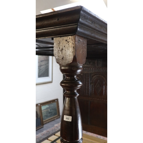 278 - Sympathetically restored 17th century carved oak four-poster bed - Approx L: 207cm W: 167cm H: 188cm