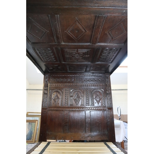 278 - Sympathetically restored 17th century carved oak four-poster bed - Approx L: 207cm W: 167cm H: 188cm