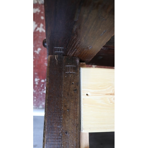 278 - Sympathetically restored 17th century carved oak four-poster bed - Approx L: 207cm W: 167cm H: 188cm