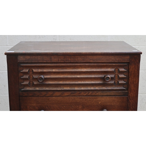 625 - Small oak chest of drawers - Approx W: 69cm D: 47cm H: 79cm