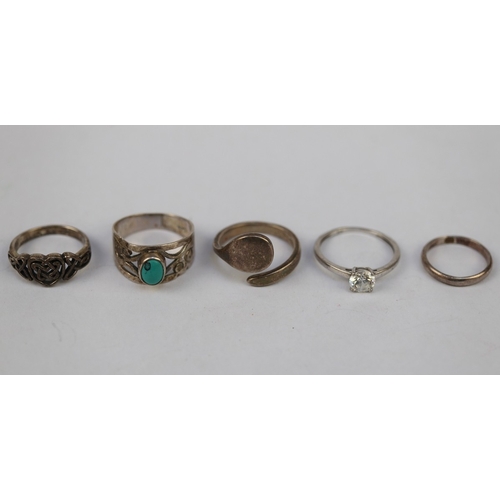 103 - 5 silver stone set rings