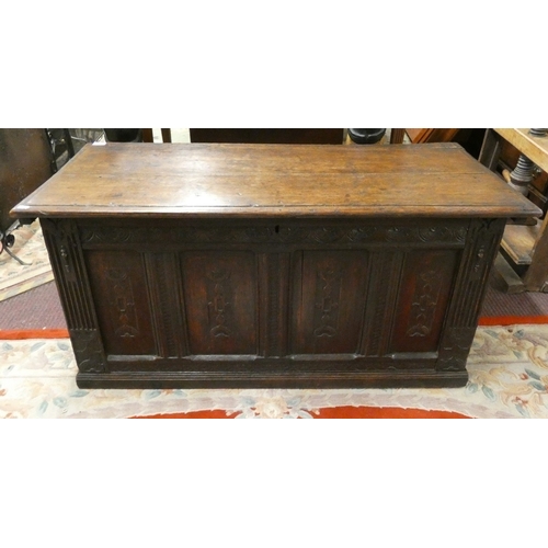 368 - Italian Oak coffer - Approx W:120cm D:55cm H: 54cm