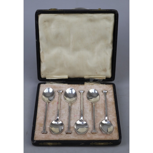 7 - 6 silver teaspoons in original case - Approx 56g