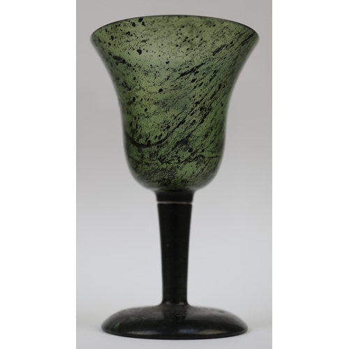232 - Small Asparagus Jade goblet - Approx H: 10cm