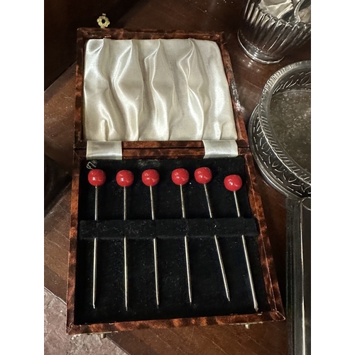 258 - Collection of silver plate to include Mapin & Webb, William Hutton and A Marcus & Co salver