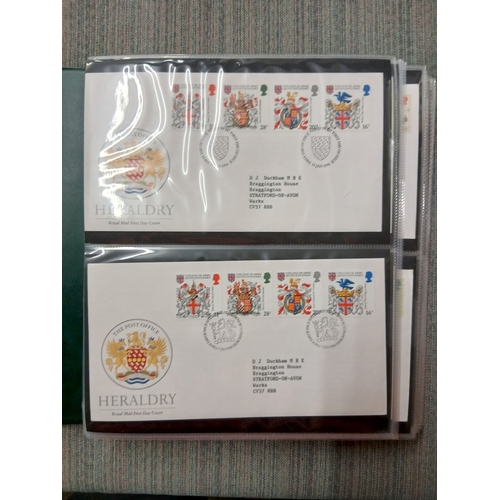 289 - Stamps - Collection of stamps and stamp albums