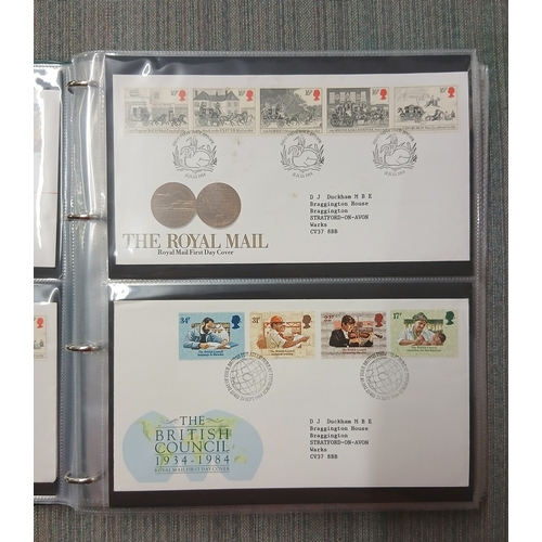 289 - Stamps - Collection of stamps and stamp albums