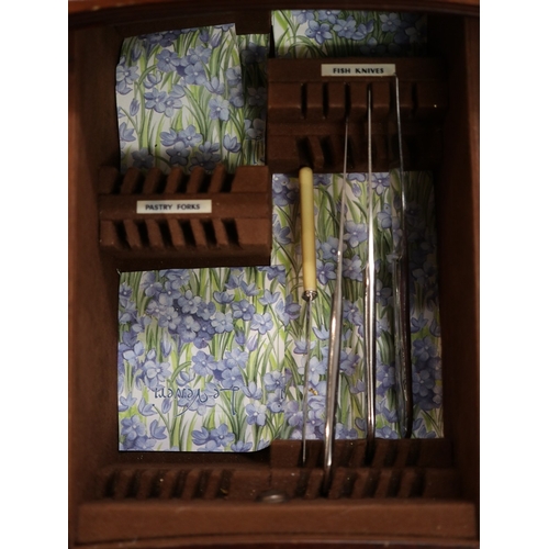 316 - Cutlery table with cutlery - Approx W:104cm D:46cm H:78cm