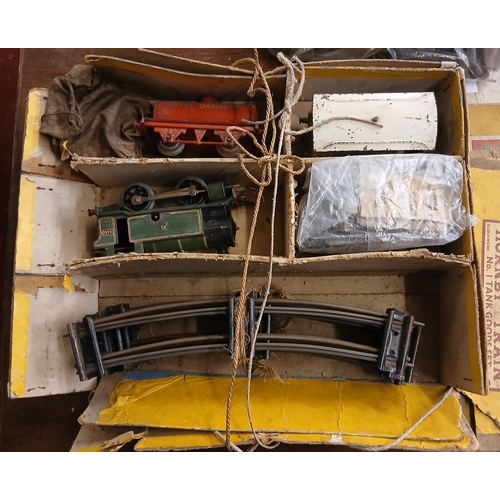 370 - Vintage Hornby 0 gauge trainset