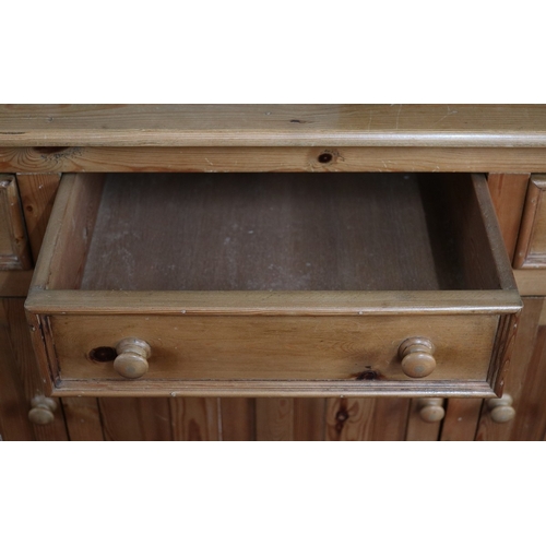 450 - Pine sideboard - Approx W: 170cm D: 49cm H: 91cm