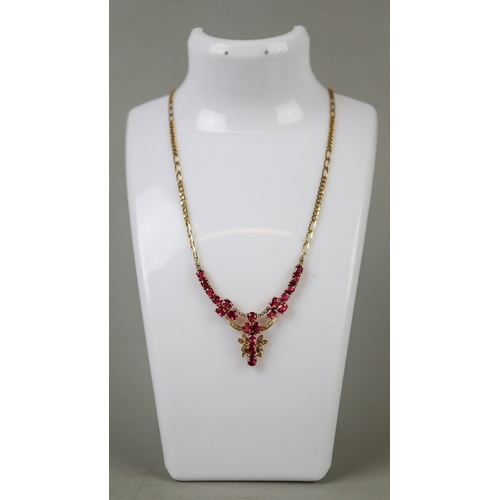 54 - Fine quality 18ct gold ruby and diamond set necklace - Approx 14.7g