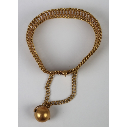 60 - Heavy 18ct gold bracelet - Approx 44.2g