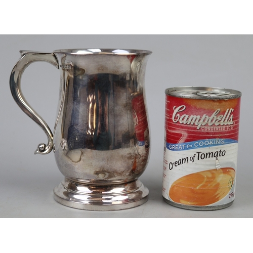 9 - Silver tankard in box - Approx weight 355g