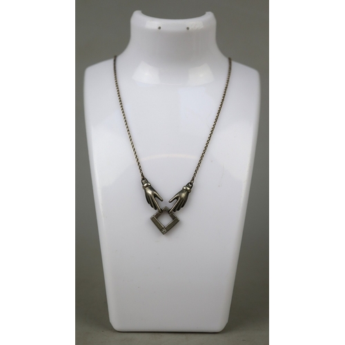 95 - White metal necklace&nbsp;