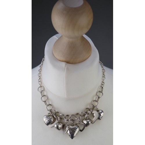147 - Heavy silver heart necklace - Approx 60.36g